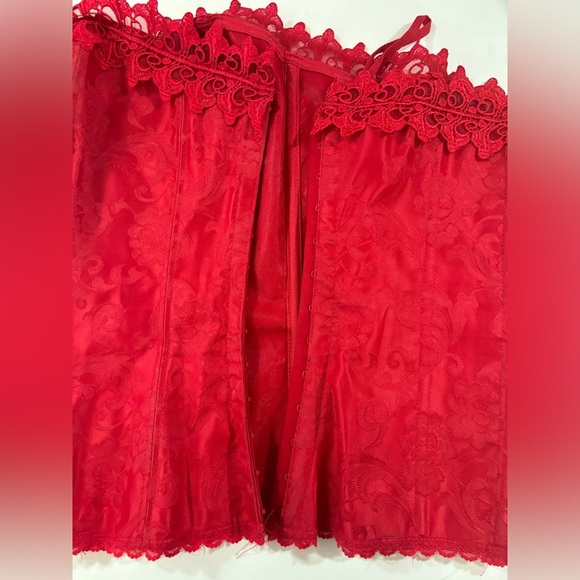 Frederick’s of Hollywood Red Lace Jacquard Dream Sweetheart Corset 38 - Picture 5 of 8